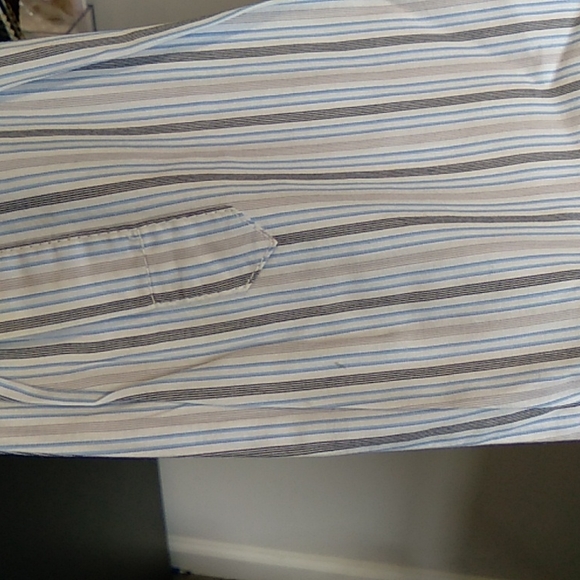 Armani teen size 8 button down dress shirt - Picture 6 of 8